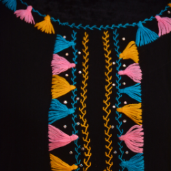 gandoura marocaine en cotton noir et broderie 